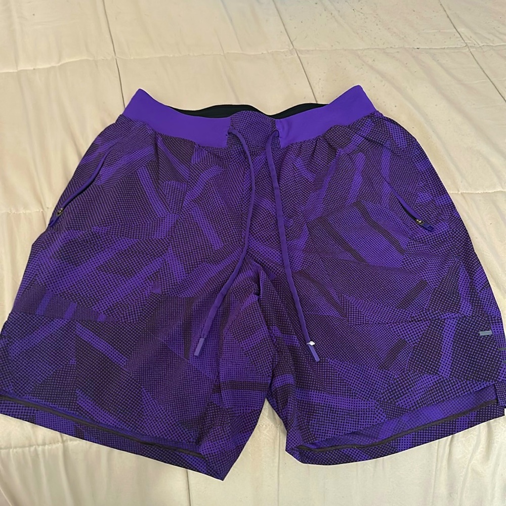 Lululemon License to train 7” inseam linerless shorts in purple print